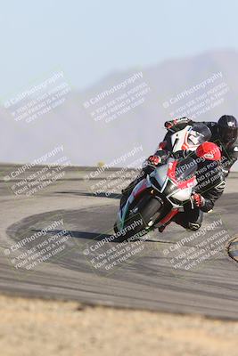 media/Jan-09-2025-Racers Edge (Thu) [[9e316ffd38]]/3-B Group/Session 4 (Turn 12 The Slide)/